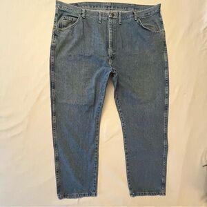 Wrangler Straight Denim Jeans Blue Mens 46 x 30 Regular Fit Medium Wash Casual